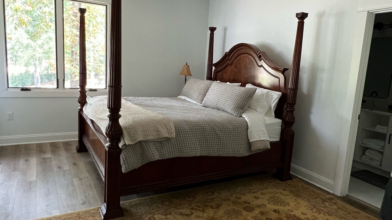 Photo of Bedroom in Mayhew