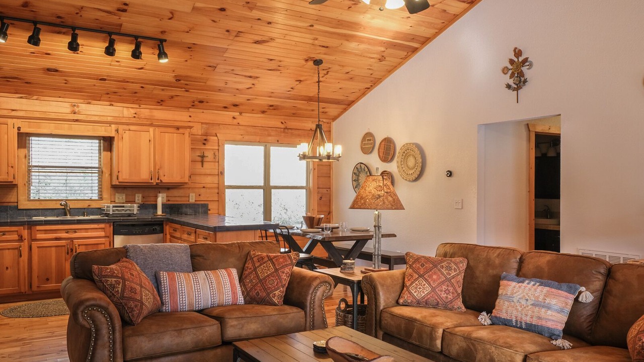 Photo of Livingroom in Mountain Springs