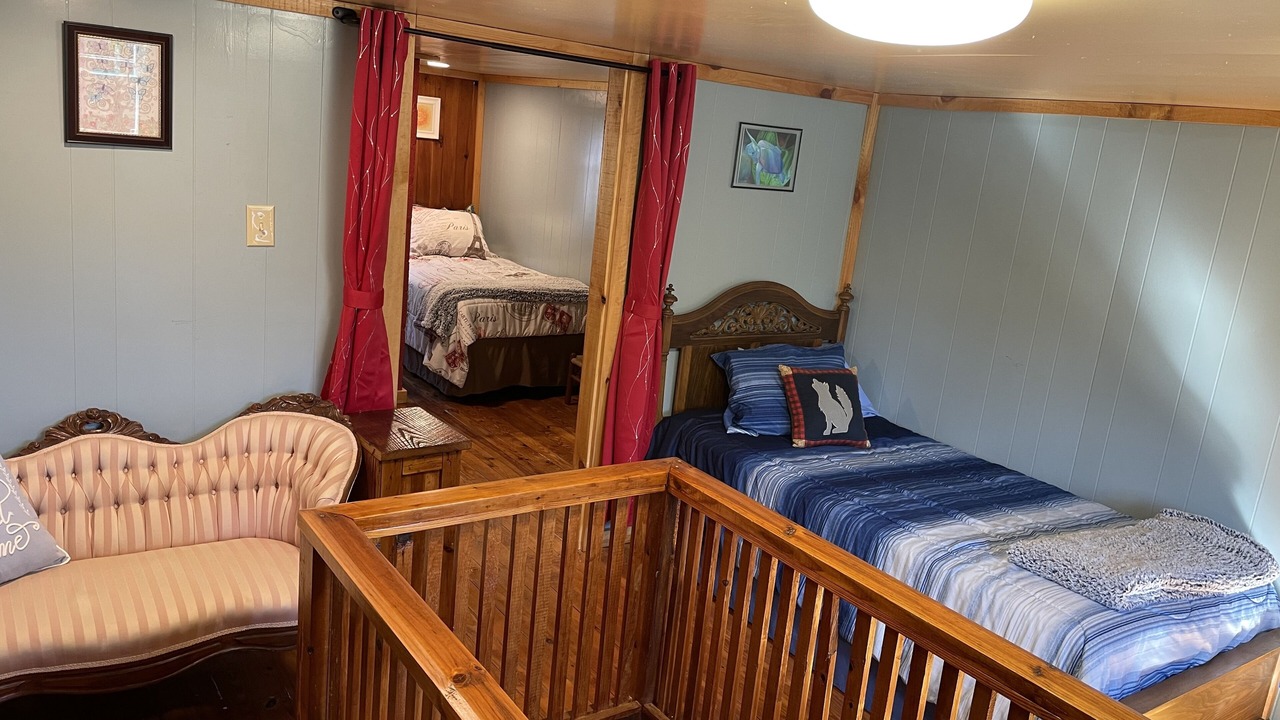 Photo of Bedroom in Hot Springs