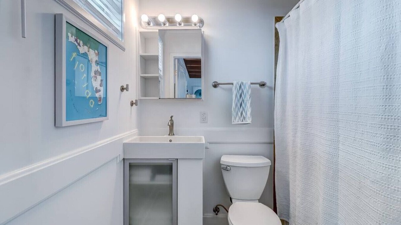 Photo of Bathroom in Fernandina Beach