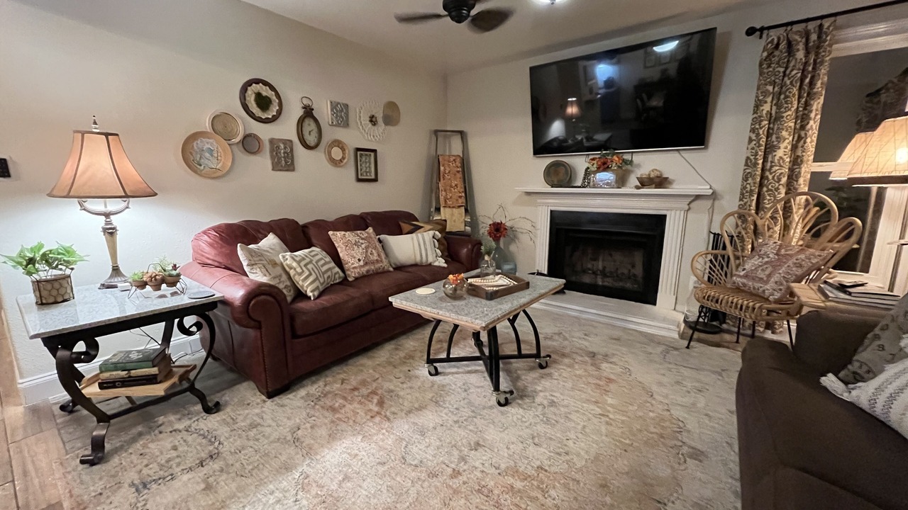 Photo of Livingroom in Huntsville