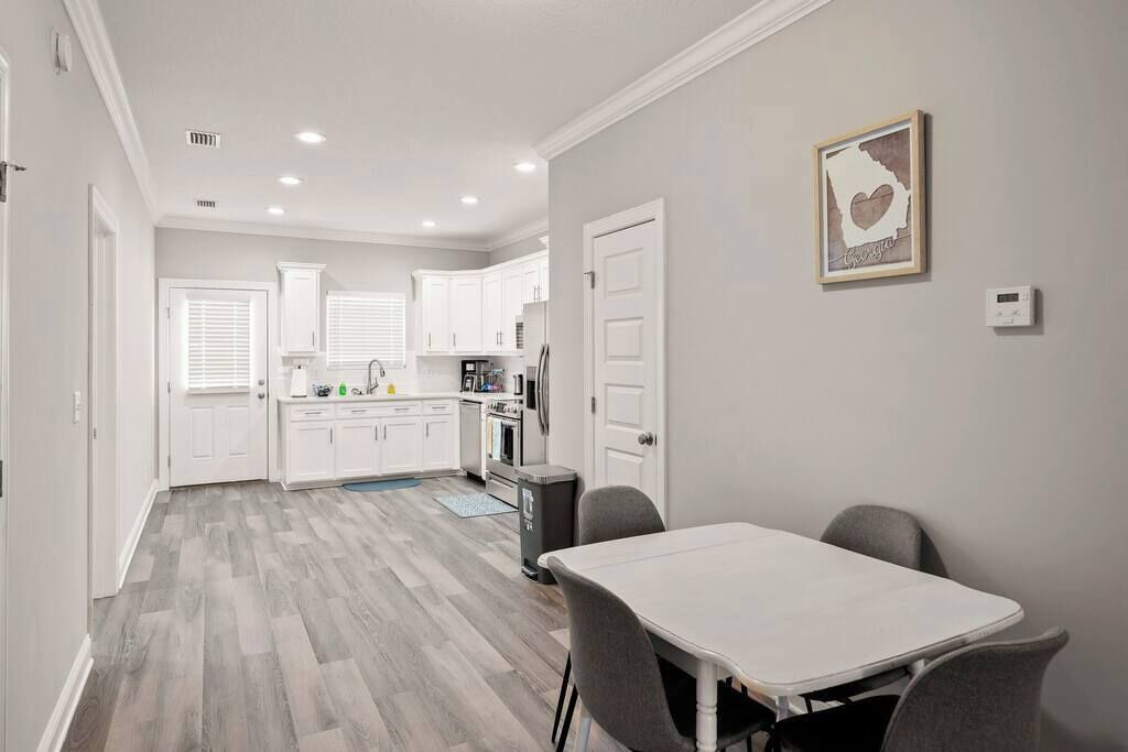 Photo of Others in Dock Junction