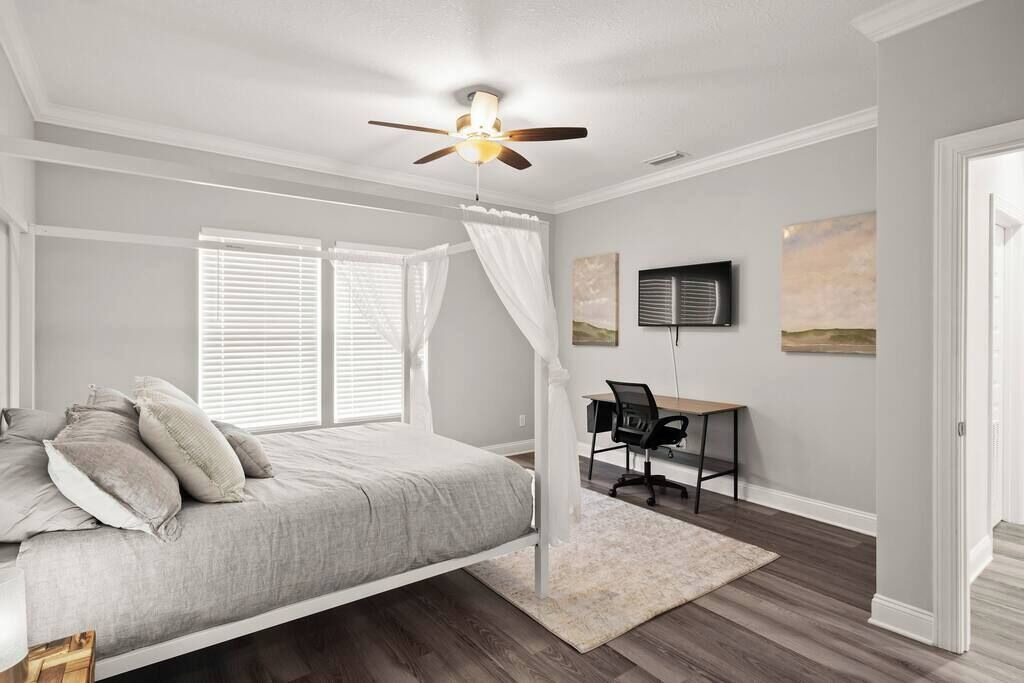 Photo of Bedroom in Dock Junction