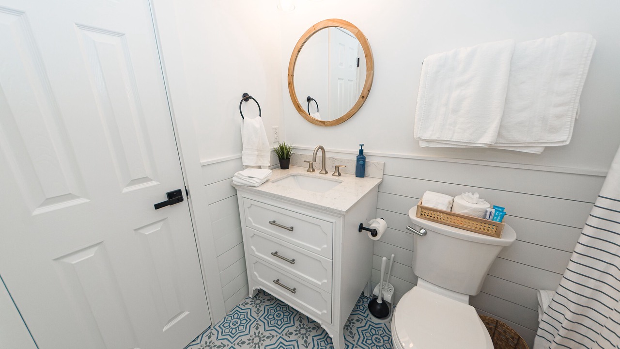 Photo of Bathroom in Sealoft Villas