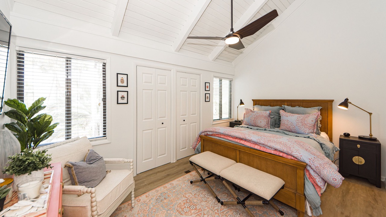 Photo of Bedroom in Sealoft Villas