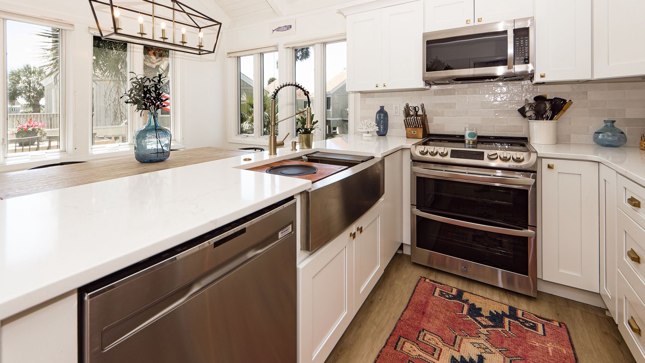 Photo of Kitchen in Sealoft Villas