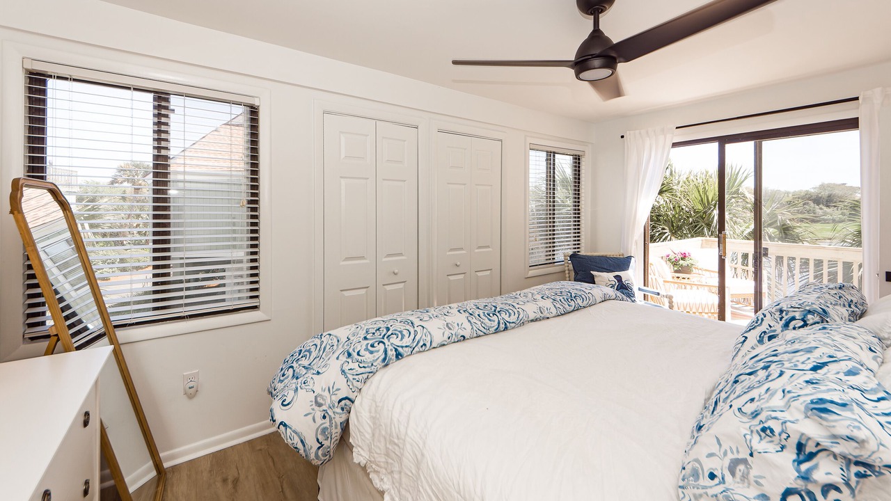 Photo of Bedroom in Sealoft Villas