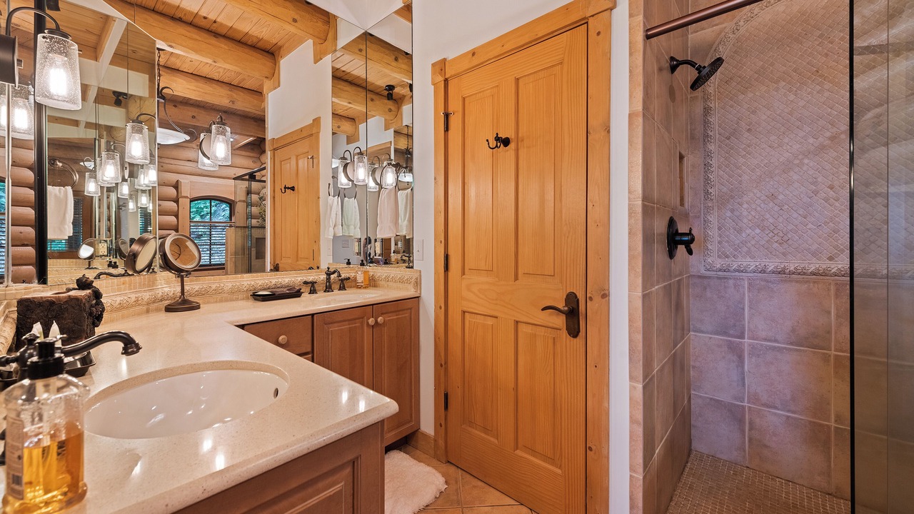 Photo of Bathroom in Waynesville