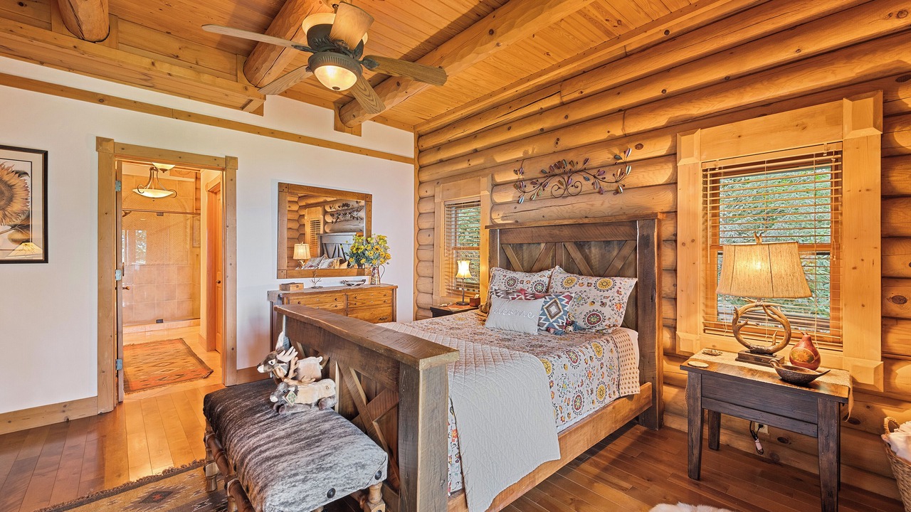 Photo of Bedroom in Waynesville