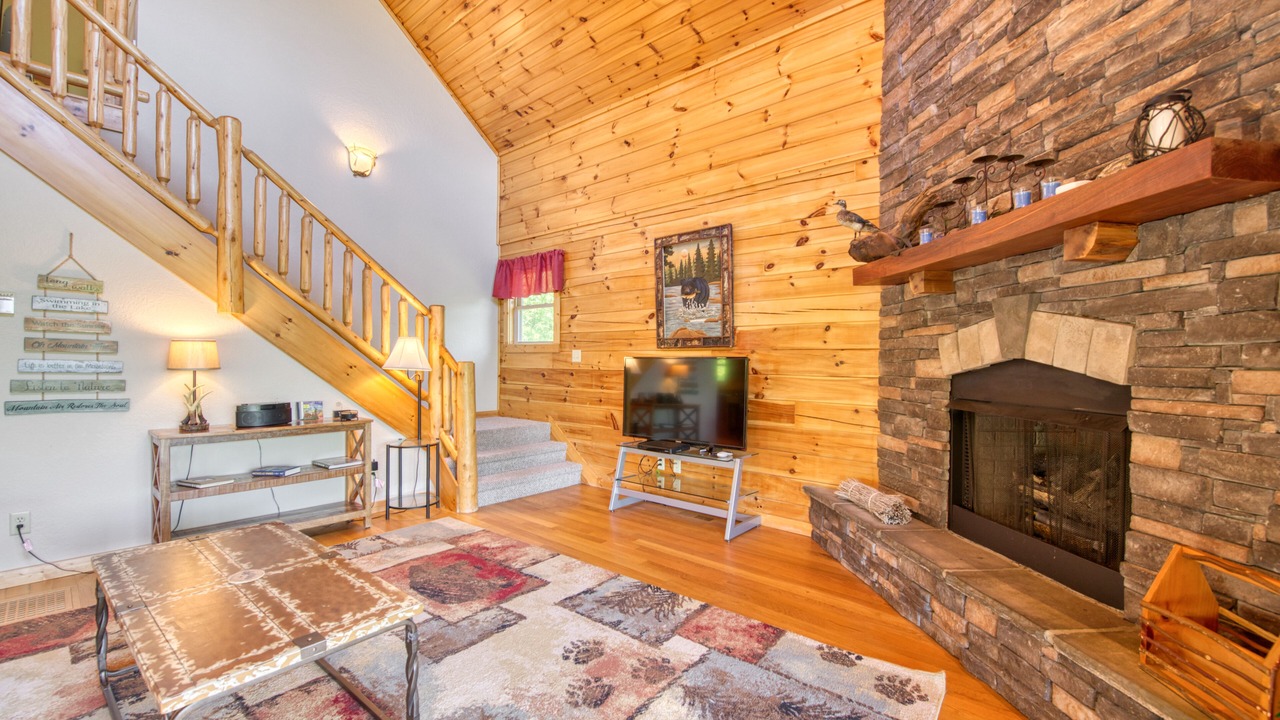 Photo of Livingroom in Waynesville