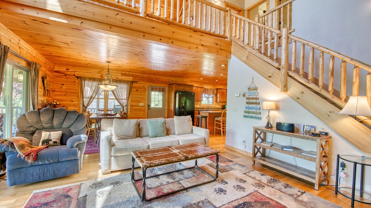 Photo of Livingroom in Waynesville