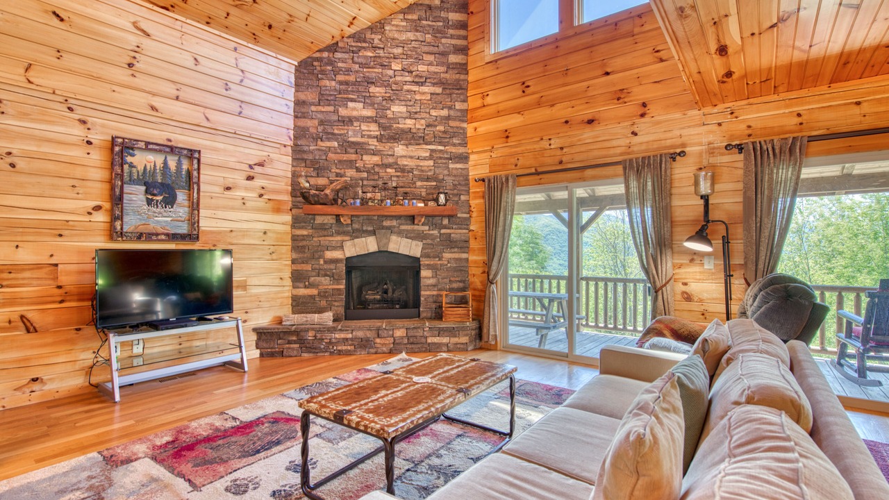 Photo of Livingroom in Waynesville