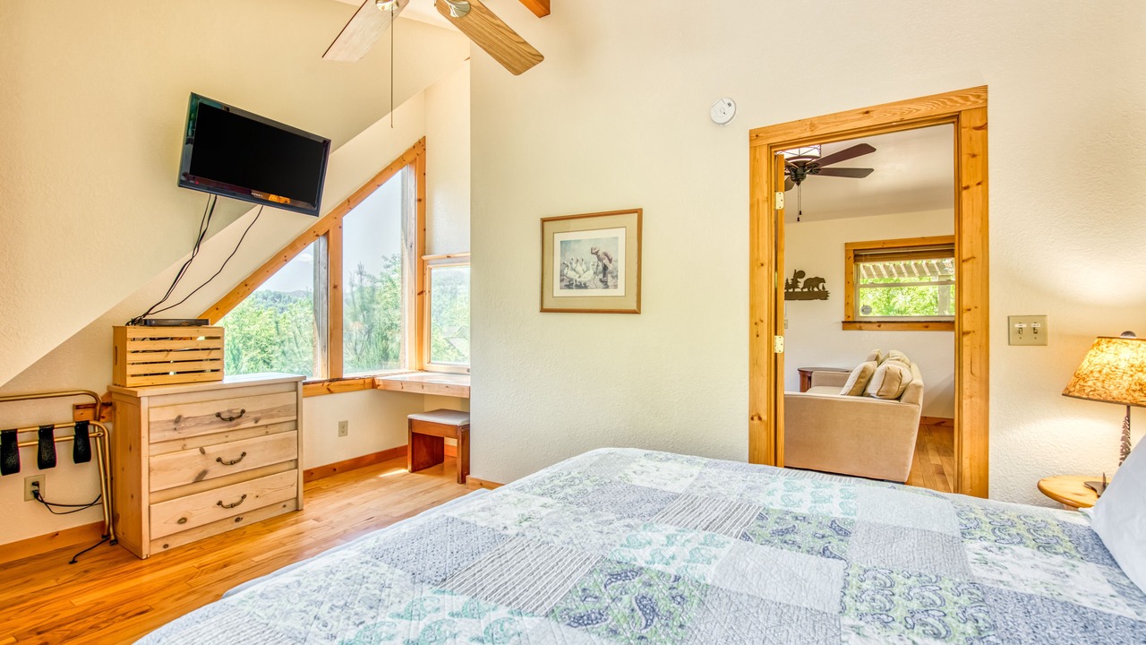 Photo of Bedroom in Waynesville