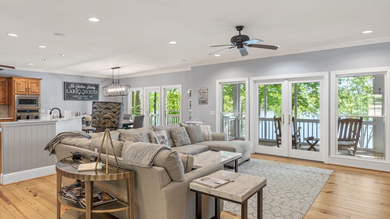 Photo of Livingroom in Eatonton