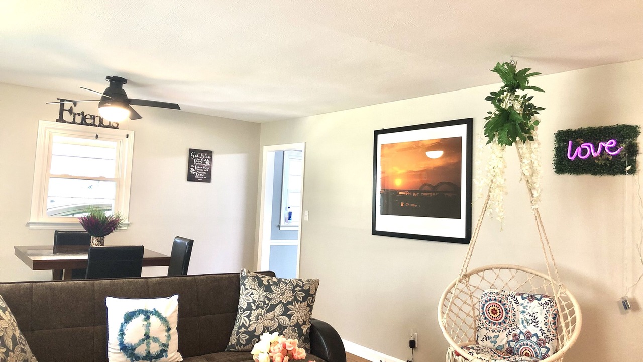 Photo of Livingroom in Macon