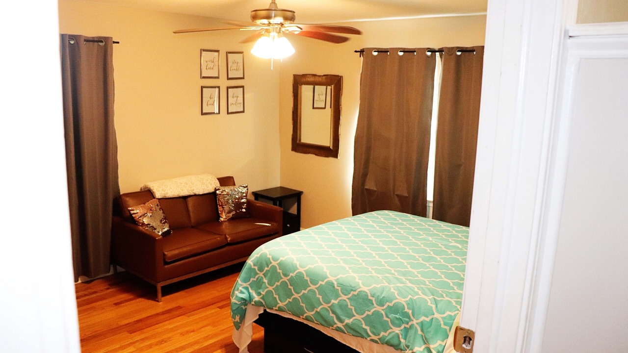 Photo of Bedroom in Macon