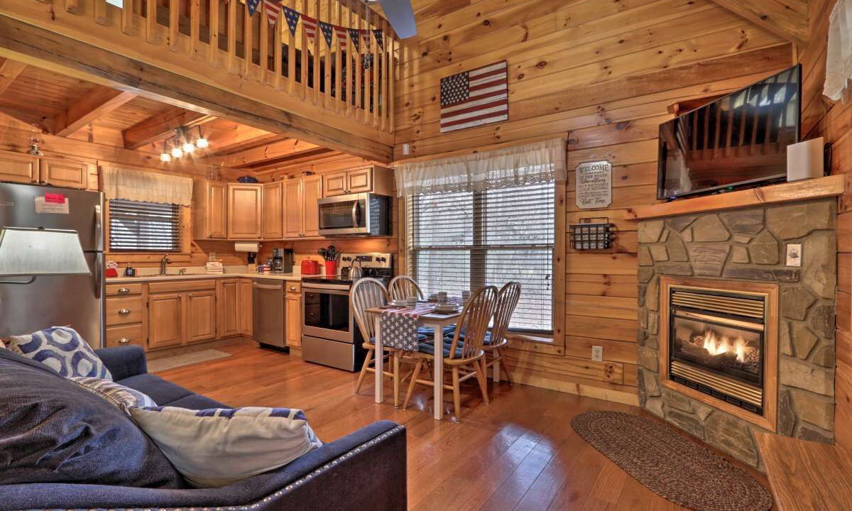 Photo of Livingroom in Cosby