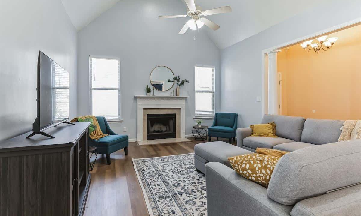 Photo of Livingroom in Harvest