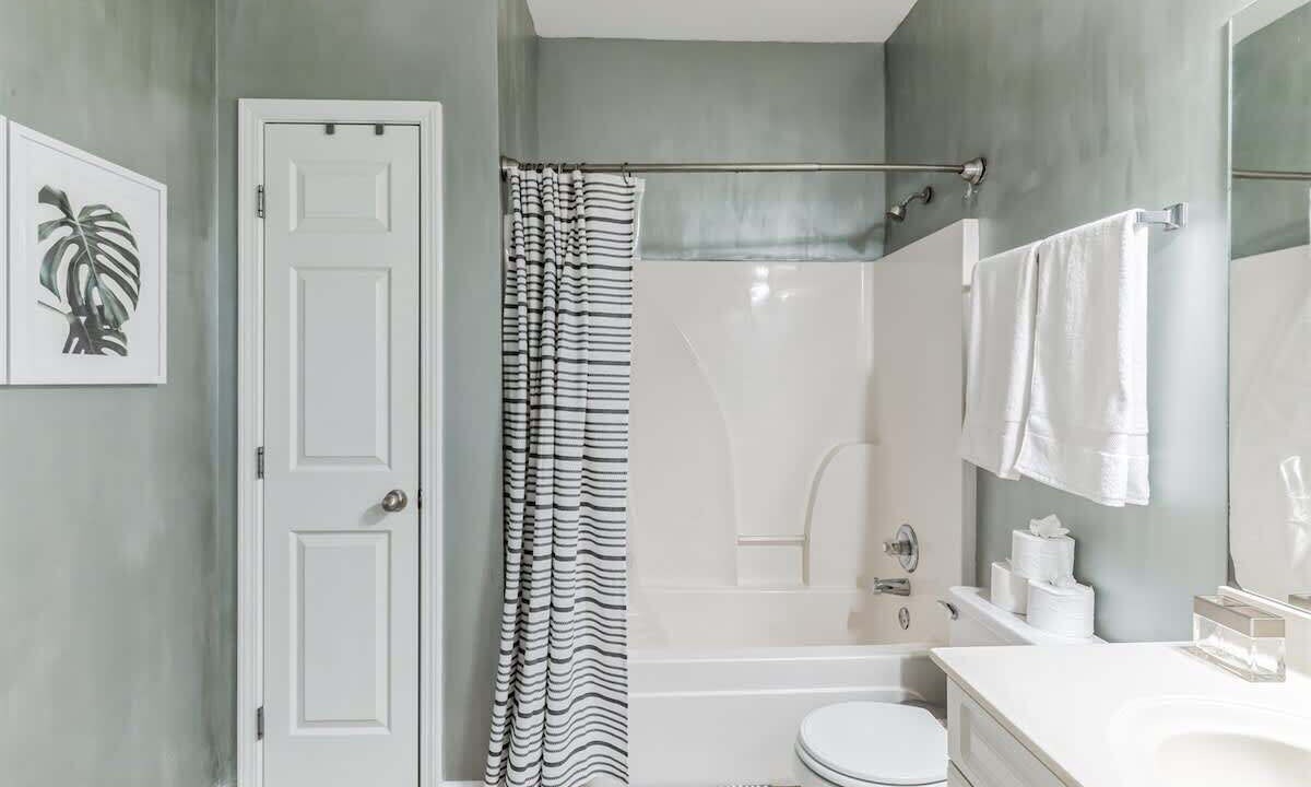 Photo of Bathroom in Harvest