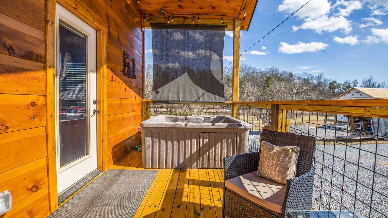 Photo of Patio Balcony in Sevierville