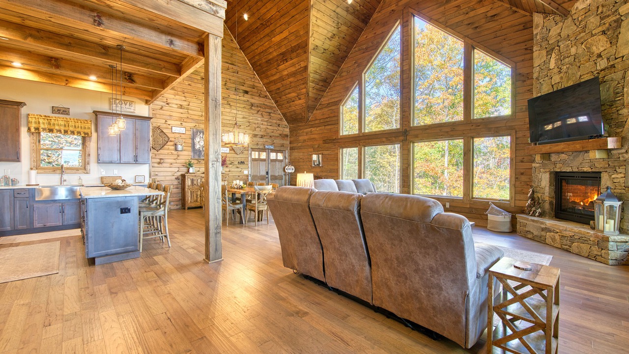 Photo of Livingroom in Waynesville