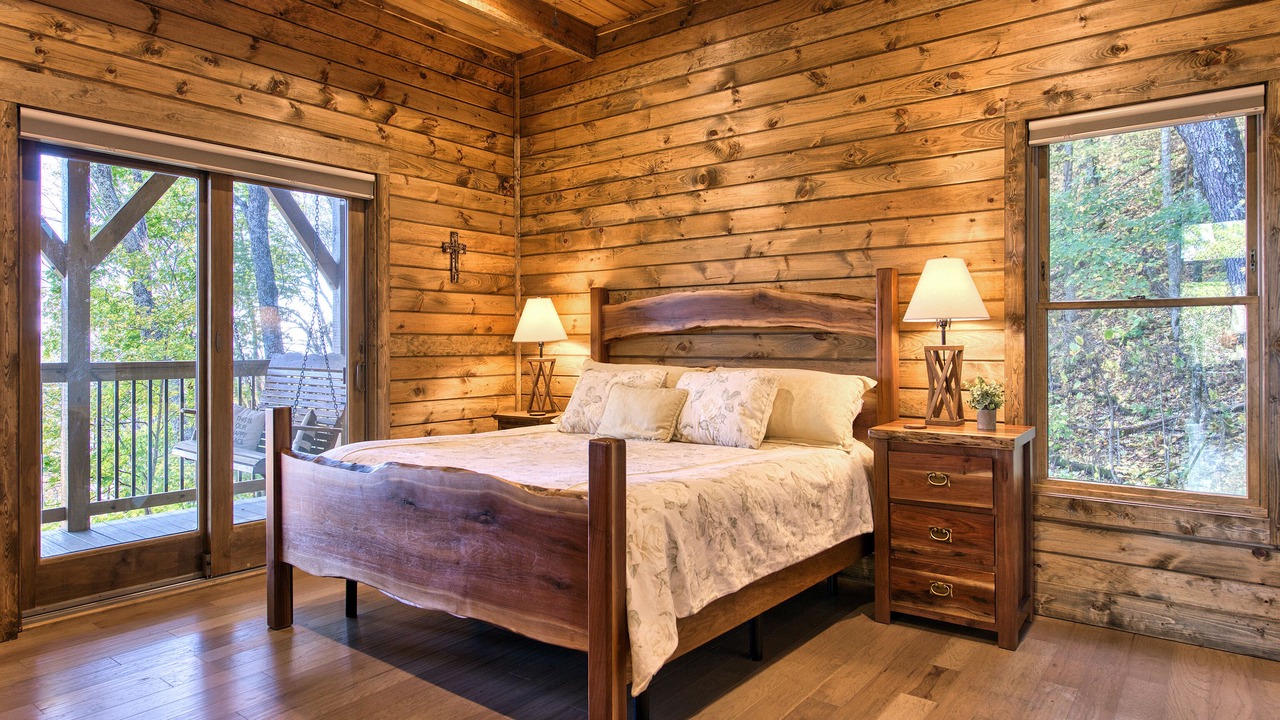 Photo of Bedroom in Waynesville