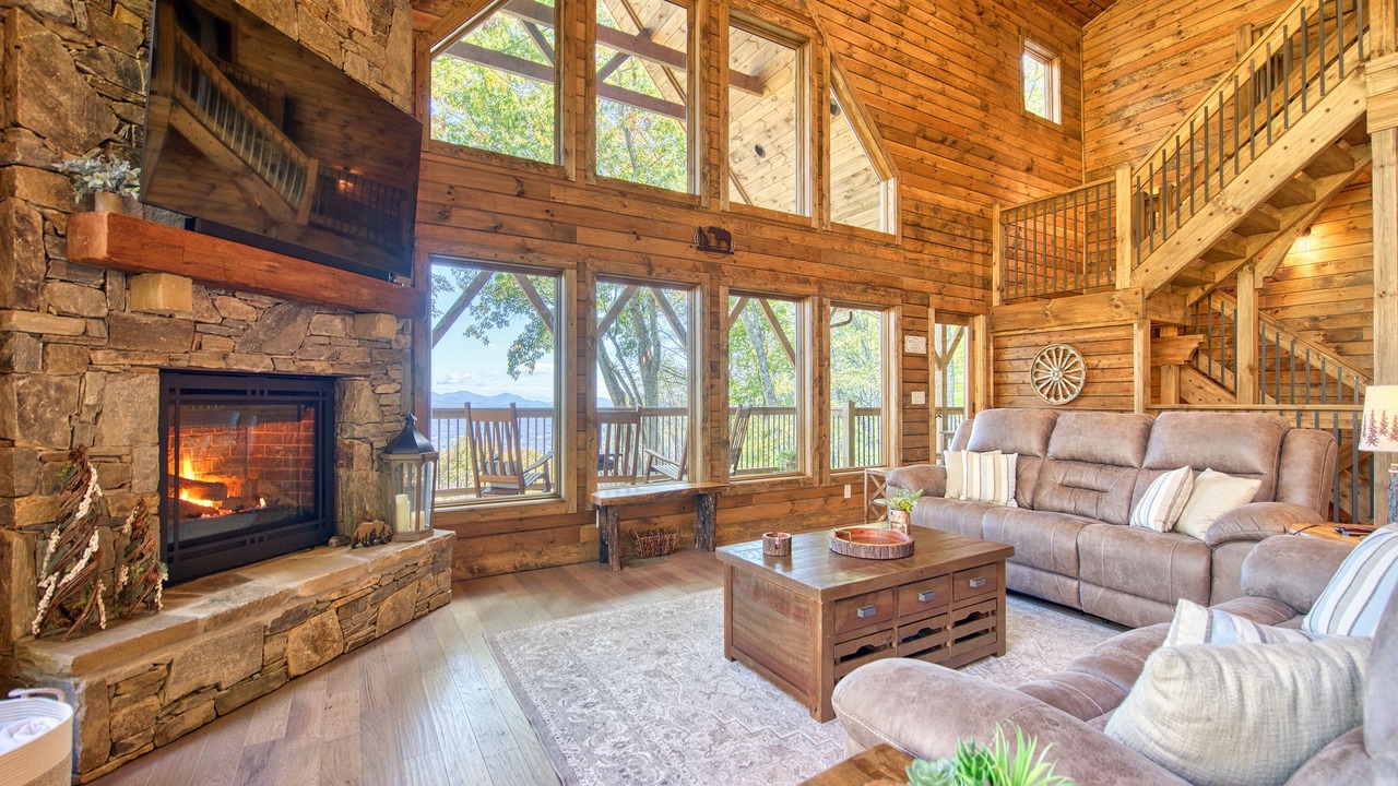 Photo of Livingroom in Waynesville