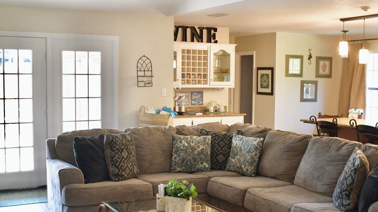 Photo of Livingroom in Dauphin Island