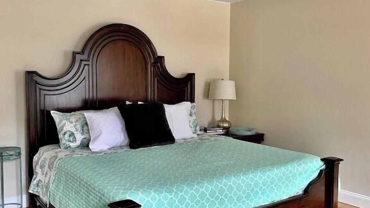 Photo of Bedroom in Dauphin Island