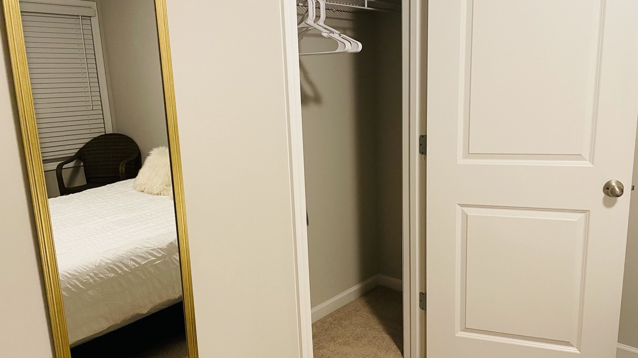 Photo of Bedroom in Riverdale