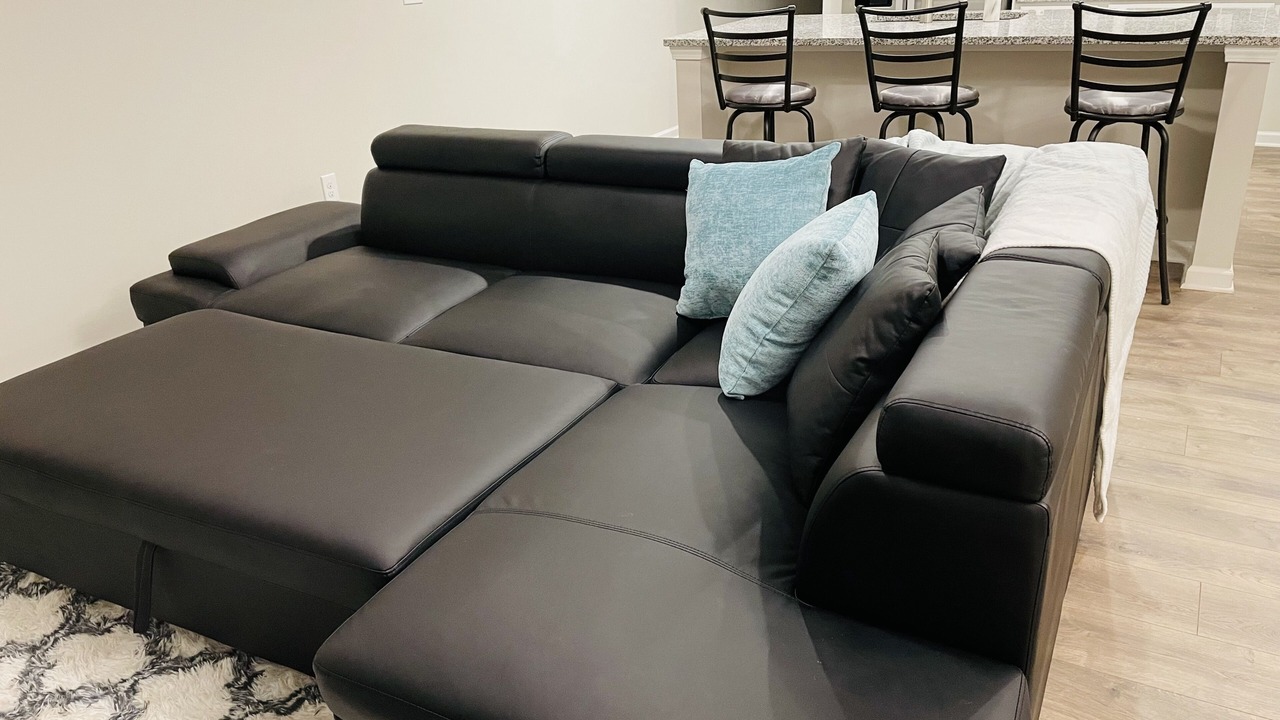 Photo of Livingroom in Riverdale