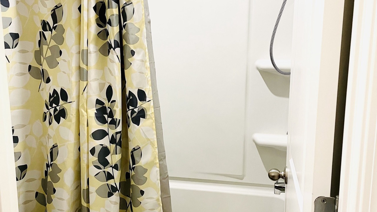 Photo of Bathroom in Riverdale