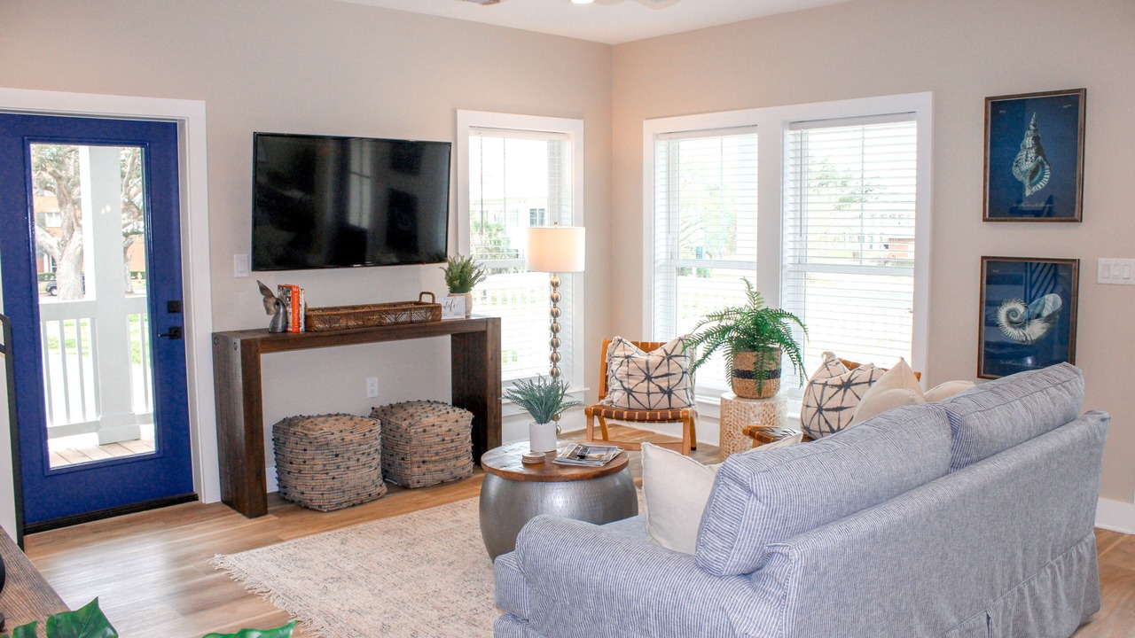 Photo of Livingroom in Long Beach