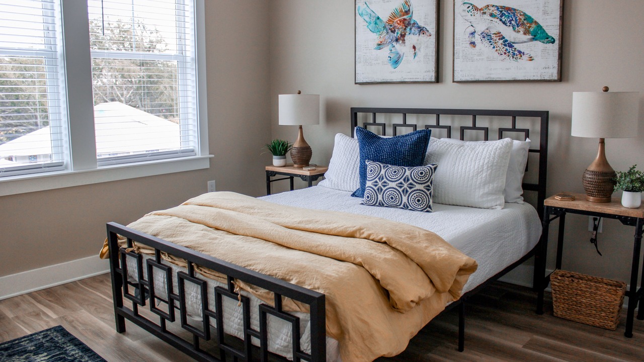 Photo of Bedroom in Long Beach