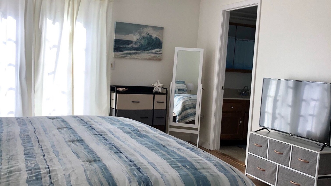 Photo of Bedroom in Long Beach