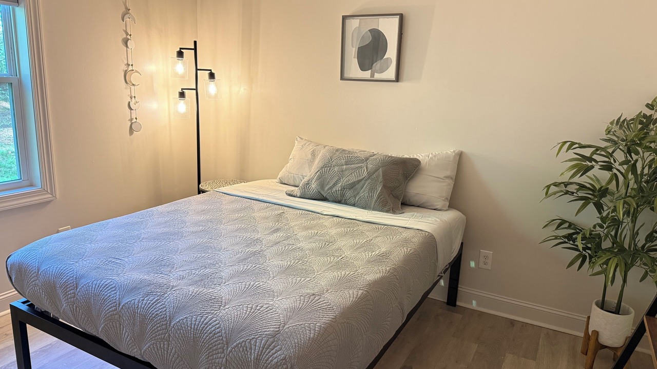 Photo of Bedroom in Harbor House