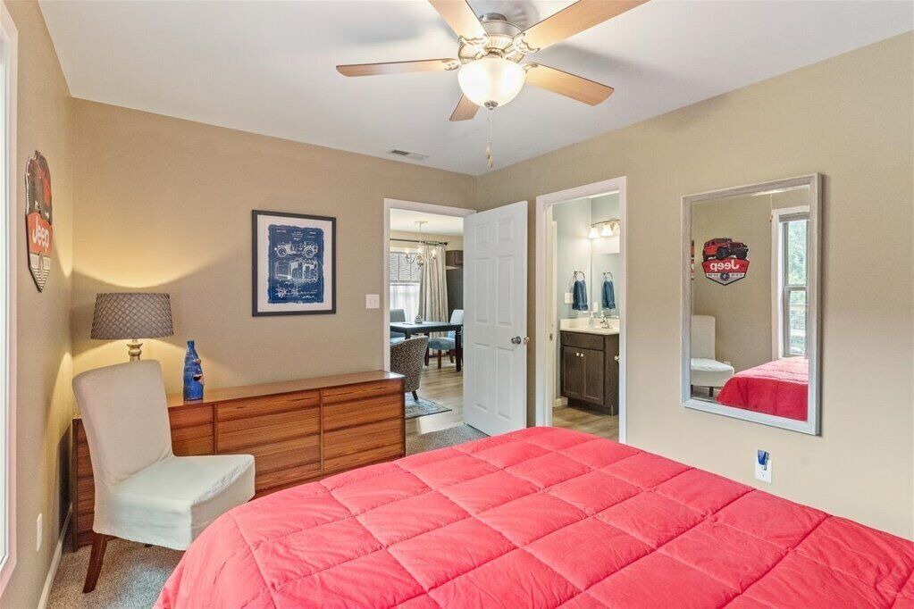 Photo of Bedroom in Weaverville