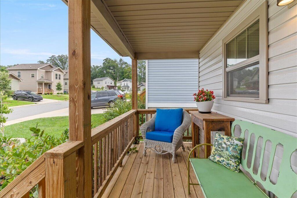 Photo of Patio Balcony in Weaverville