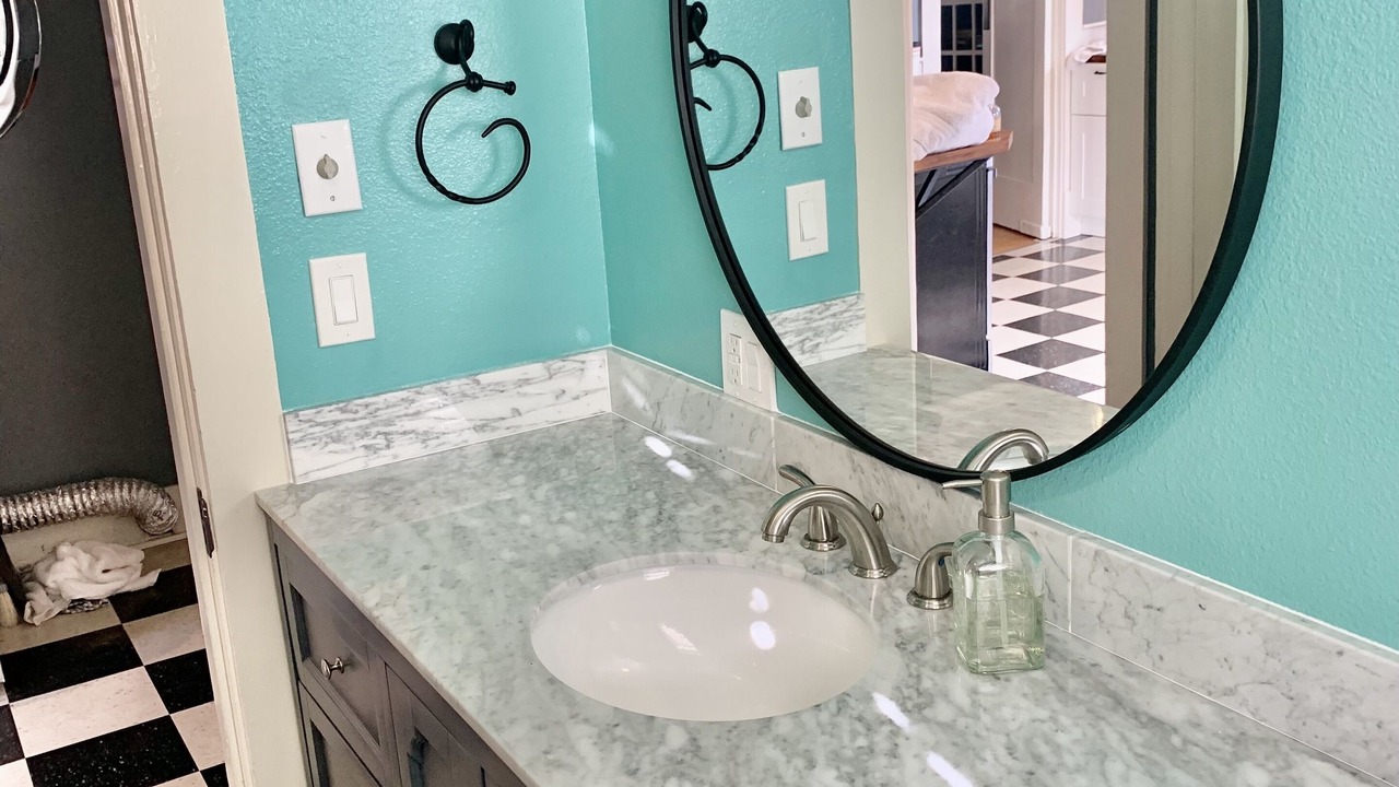 Photo of Bathroom in Sunnyland