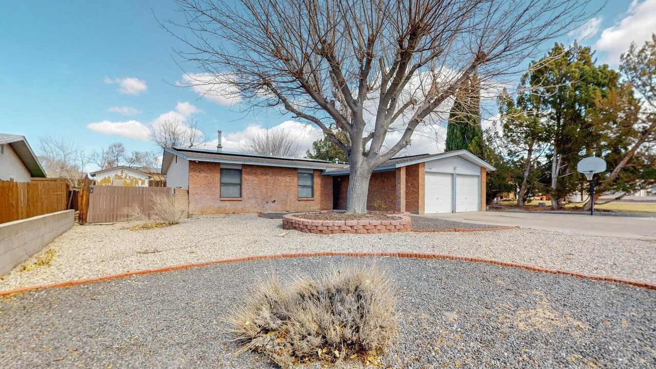 Photo of Outdoor in Northeast Heights