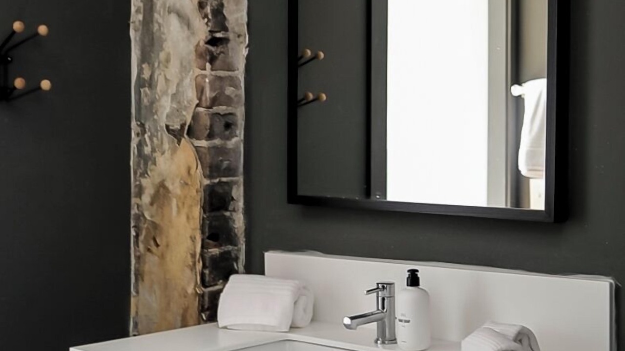 Photo of Bathroom in Historic District - North
