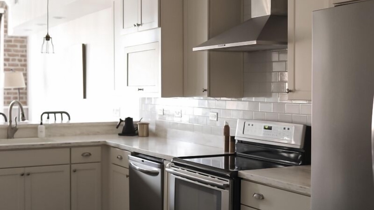 Photo of Kitchen in Historic District - North