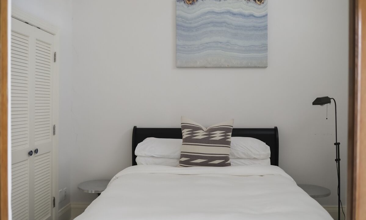 Photo of Bedroom in Historic District - North