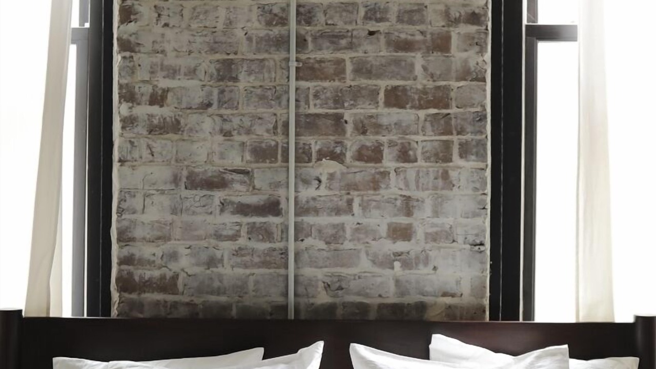 Photo of Bedroom in Historic District - North