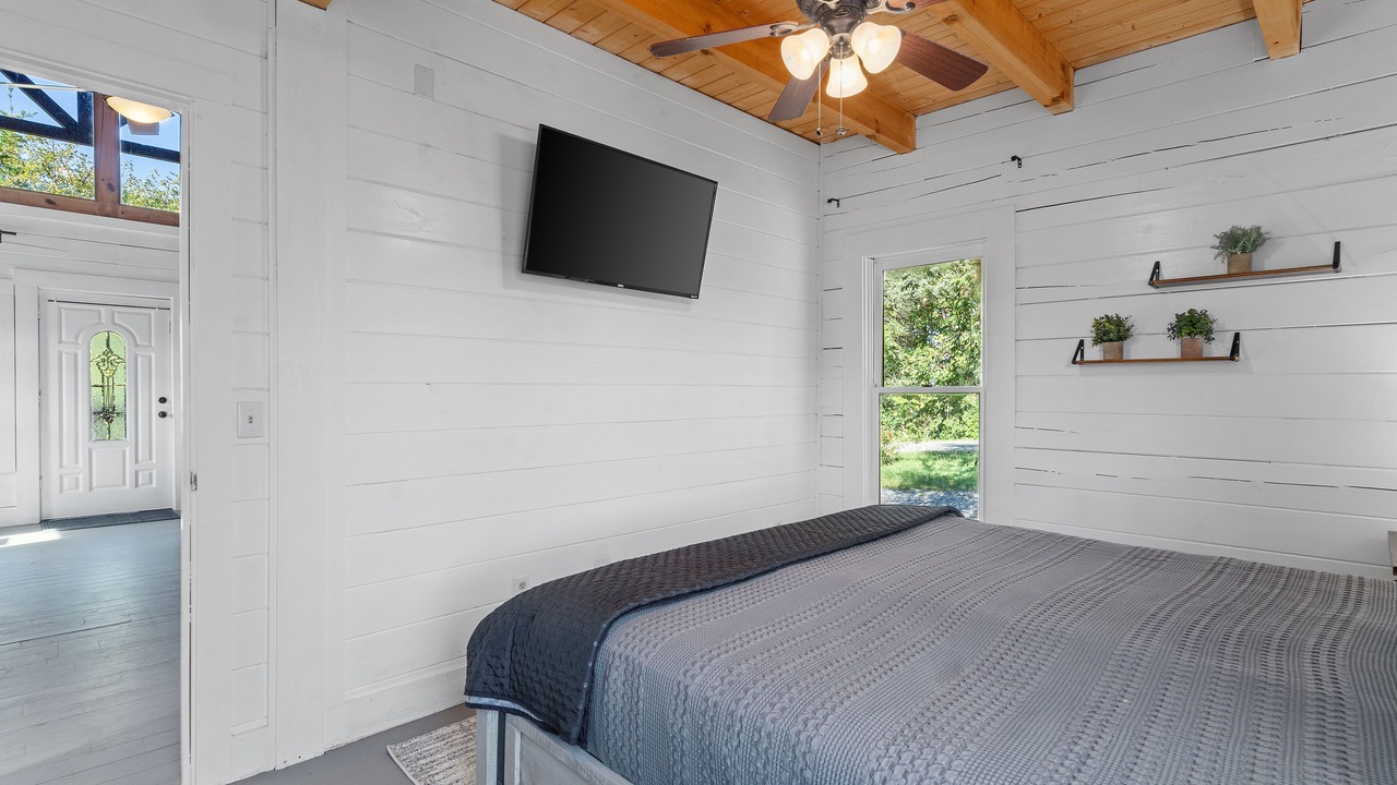 Photo of Bedroom in Sevierville