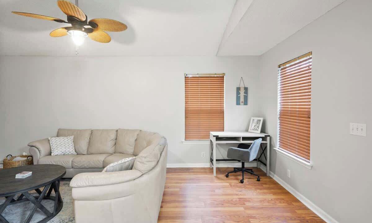 Photo of Livingroom in Brunswick