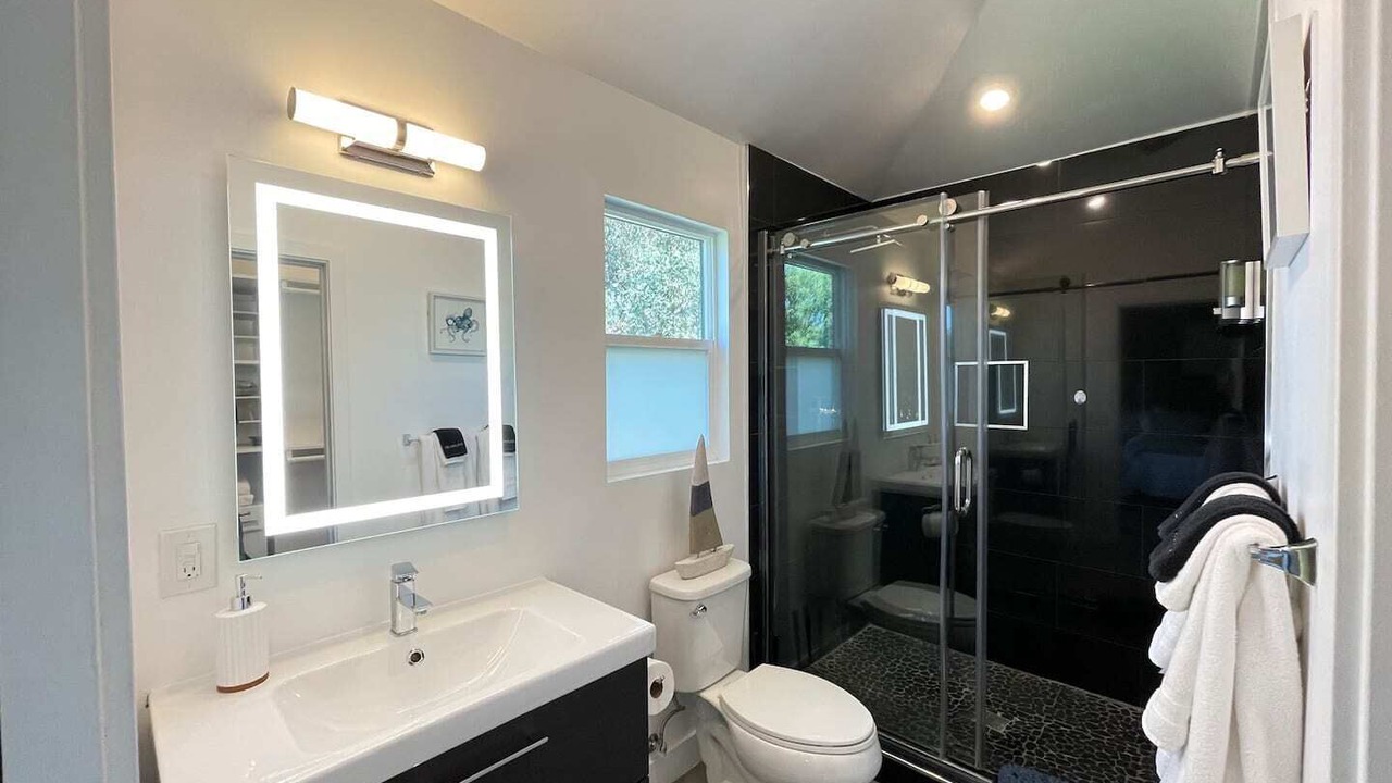 Photo of Bathroom in Santa Ana