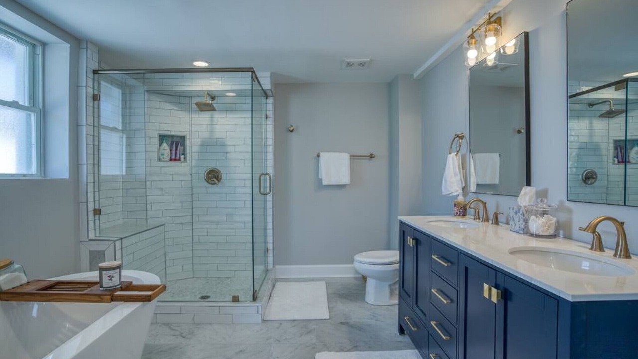 Photo of Bathroom in Leesville