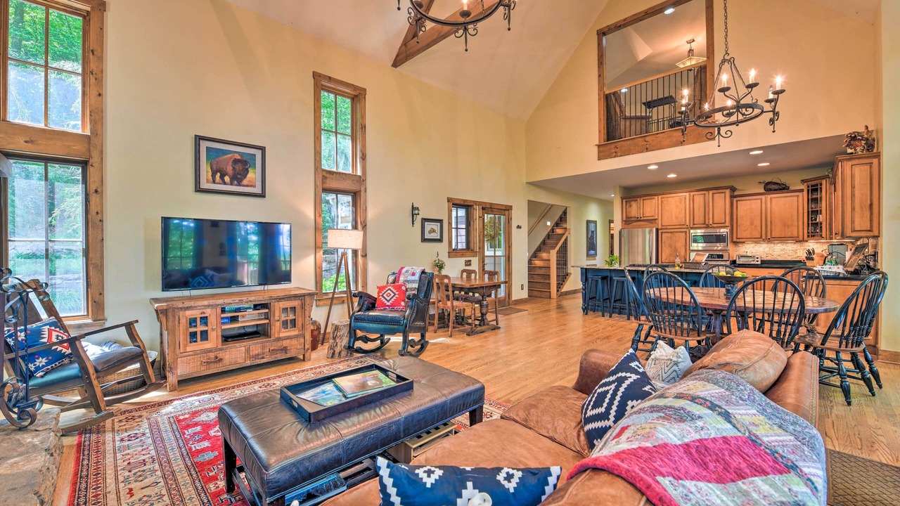 Photo of Livingroom in Waynesville