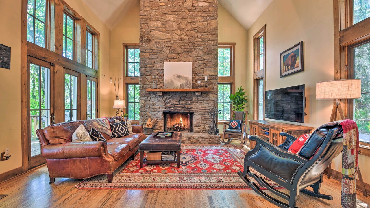 Photo of Livingroom in Waynesville